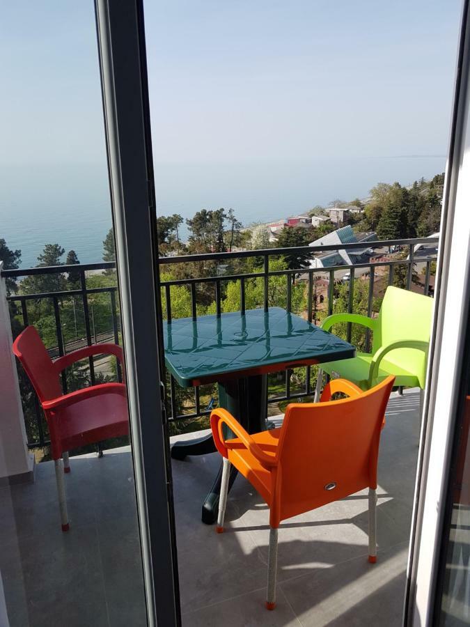Lux Apartment 1 Makhinjauri Luaran gambar