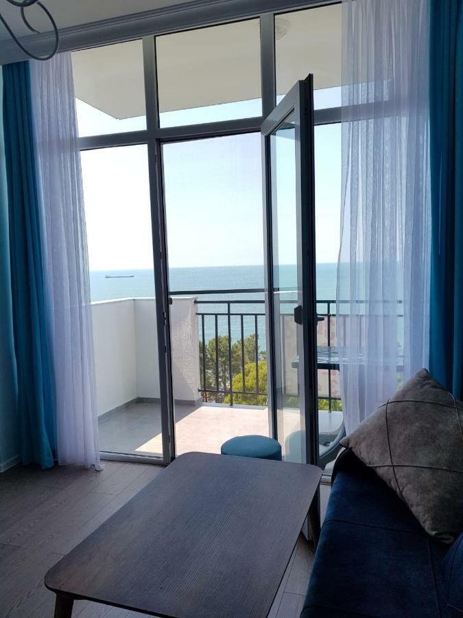 Lux Apartment 1 Makhinjauri Luaran gambar